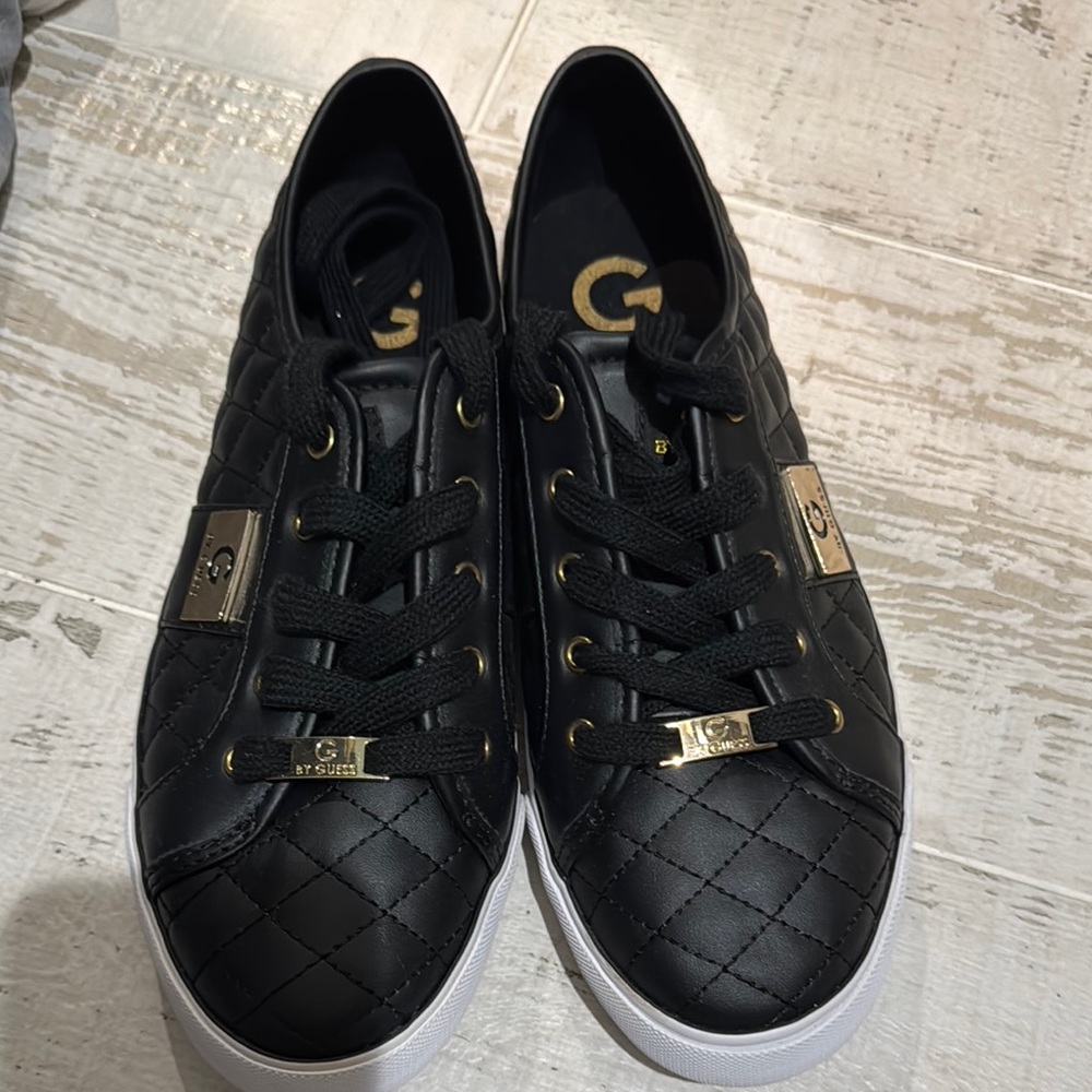 Guess Black Quilted Sneakers like new